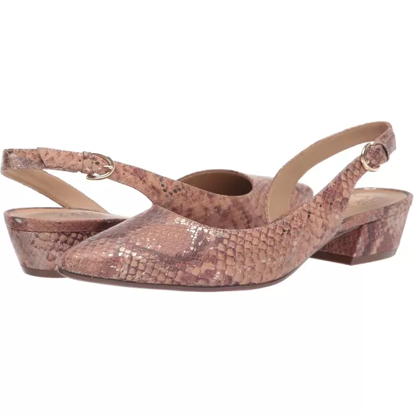 Naturalizer Women Banks Pointed Toe Flat