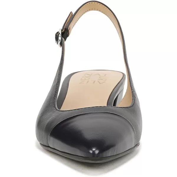 Naturalizer Women Banks Pointed Toe Flat