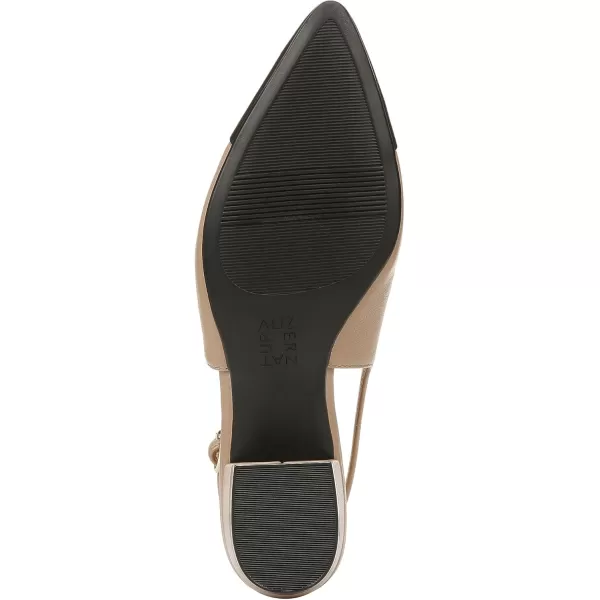 Naturalizer Women Banks Pointed Toe Flat