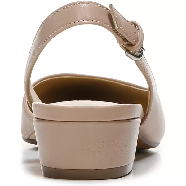 Naturalizer Women Banks Pointed Toe Flat