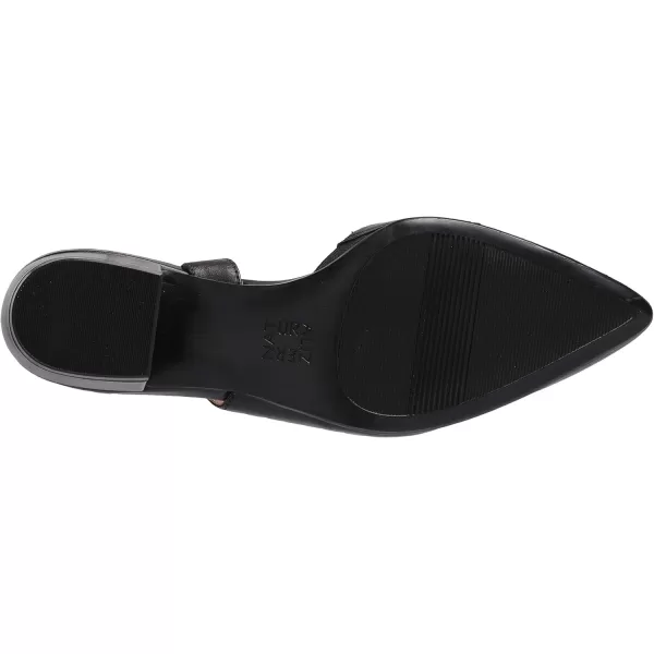 Naturalizer Women Banks Pointed Toe Flat