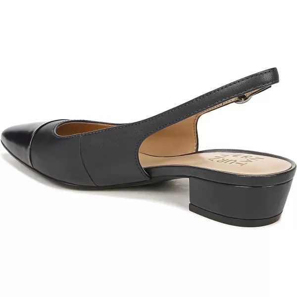 Naturalizer Women Banks Pointed Toe Flat