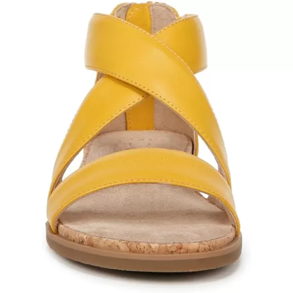 Naturalizer Women Cindi Strappy Flat Sandals