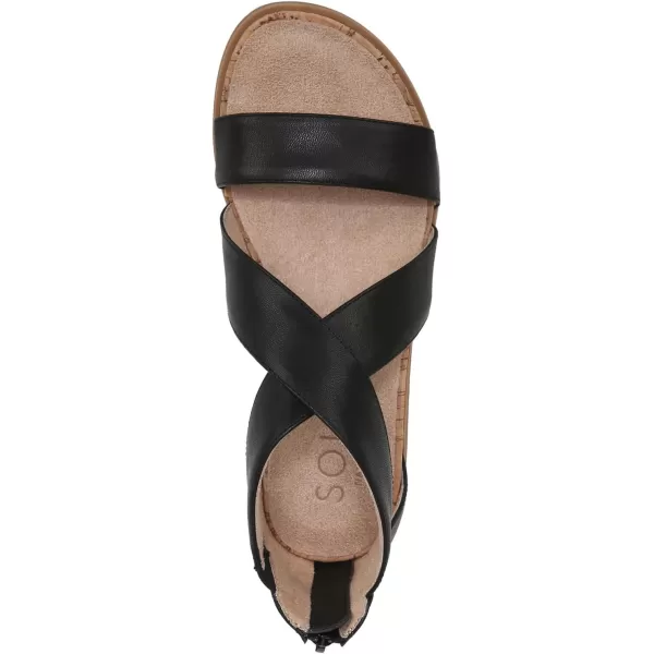 Naturalizer Women Cindi Strappy Flat Sandals