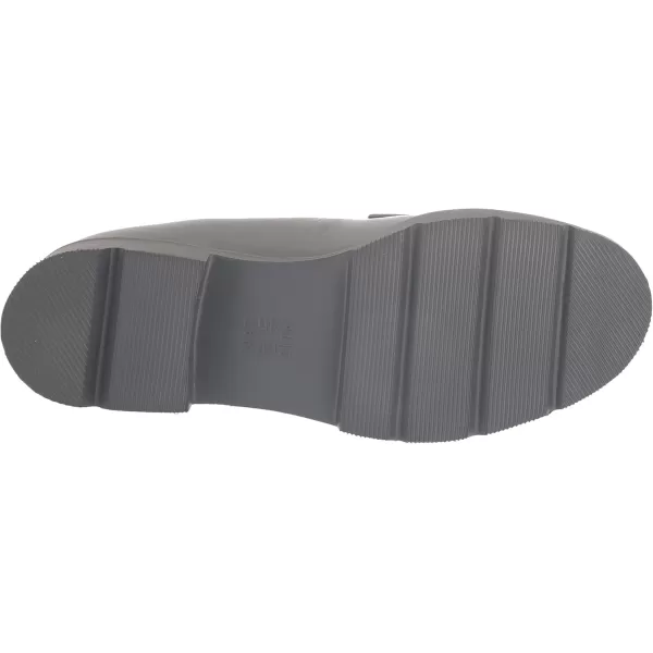 Naturalizer Women Darry Slip On Lightweight Lug Sole Heeled Loafer