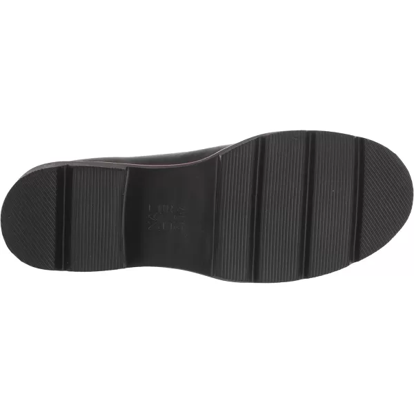 Naturalizer Women Darry Slip On Lightweight Lug Sole Heeled Loafer