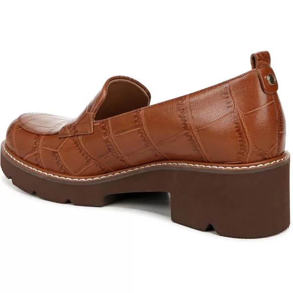 Naturalizer Women Darry Slip On Lightweight Lug Sole Heeled Loafer