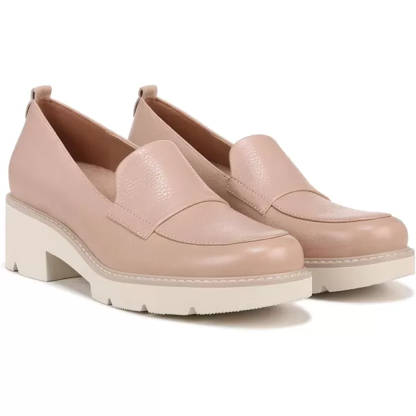 Naturalizer Women Darry Slip On Lightweight Lug Sole Heeled Loafer