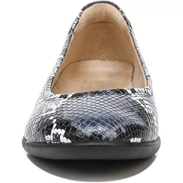 Naturalizer Women Flexy Round Toe Ballet Flats