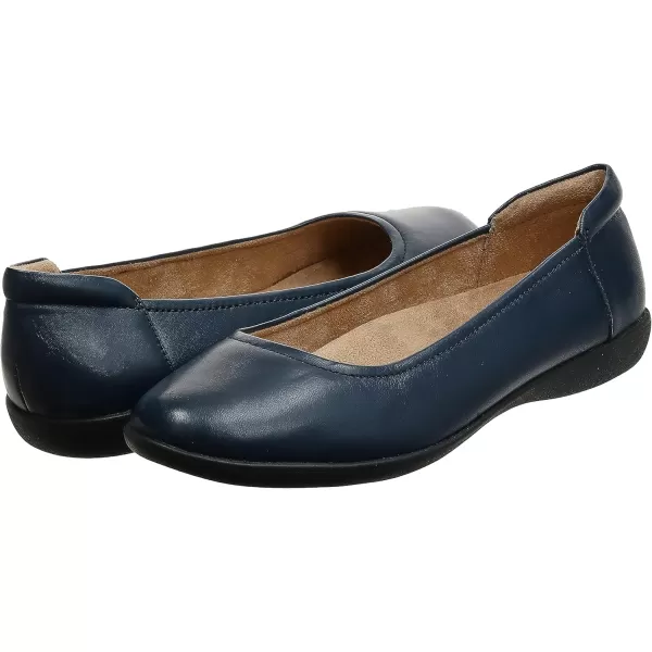 Naturalizer Women Flexy Round Toe Ballet Flats