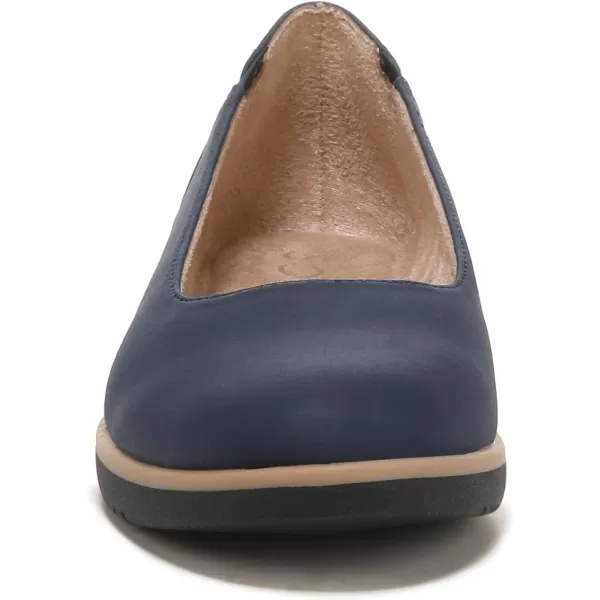 Naturalizer Women Idea Ballet Flat Cushioned Slip On Shoe