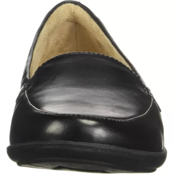 Naturalizer Women Kacy Slip-On