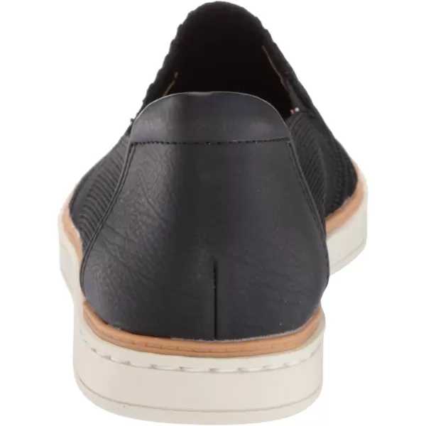 Naturalizer Women Kemper Slip On Sneaker