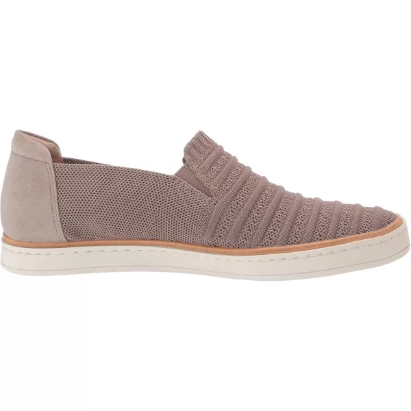 Naturalizer Women Kemper Slip On Sneaker