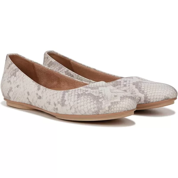 Naturalizer Women Maxwell Slip On Flats