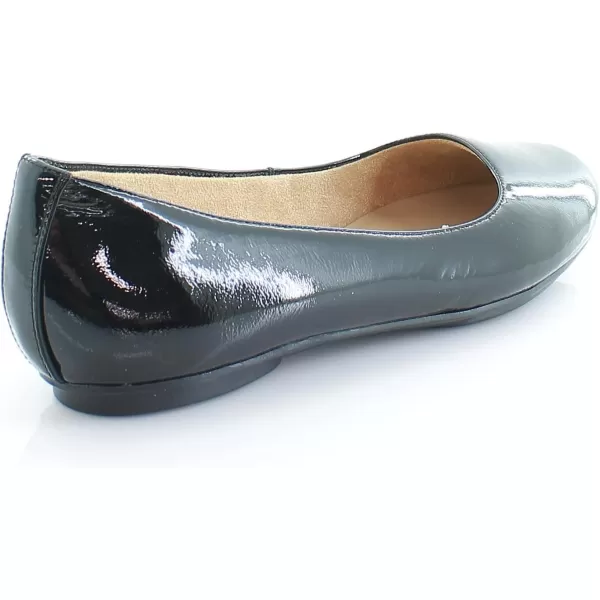 Naturalizer Women Maxwell Slip On Flats