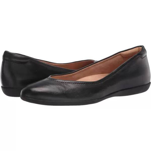 Naturalizer Women Vivienne Flat