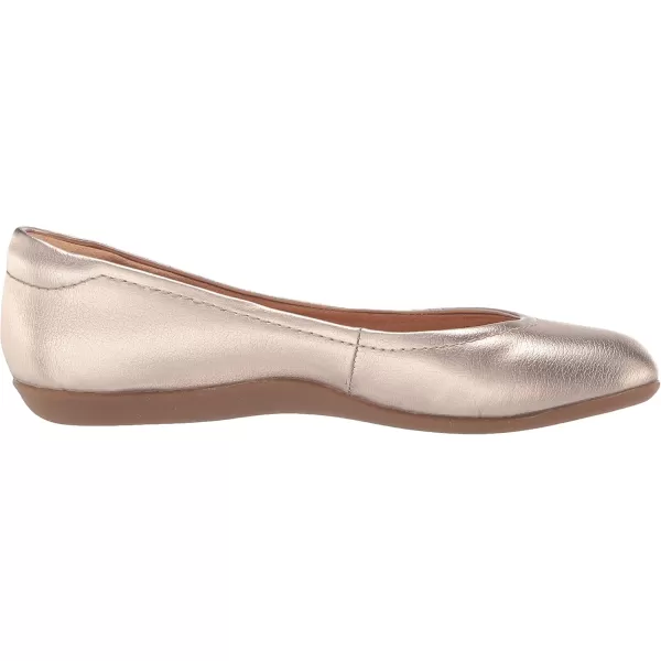 Naturalizer Women Vivienne Flat