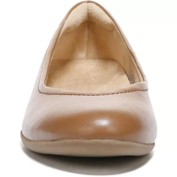 Naturalizer Women Vivienne Flat