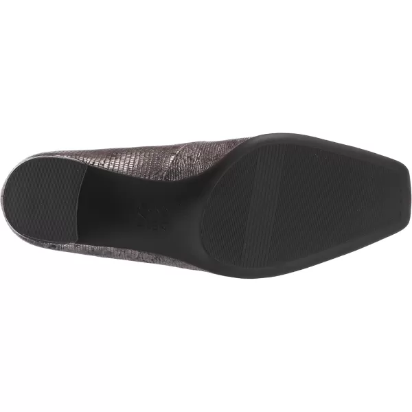 Naturalizer Women Warner Pump