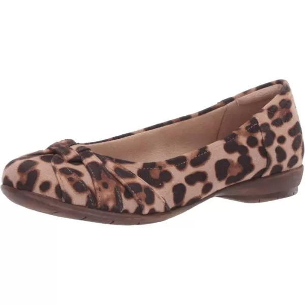 SOUL Naturalizer Women’s Gift Ballet Flats