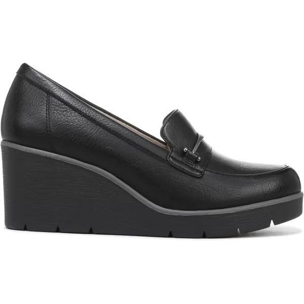 Naturalizer Women Achieve Loafer