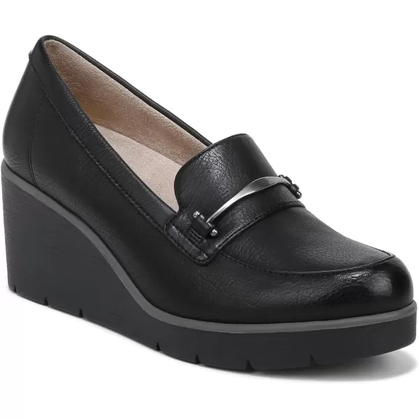 Naturalizer Women Achieve Loafer