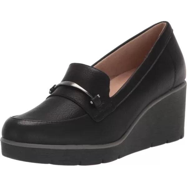 Naturalizer Women Achieve Loafer