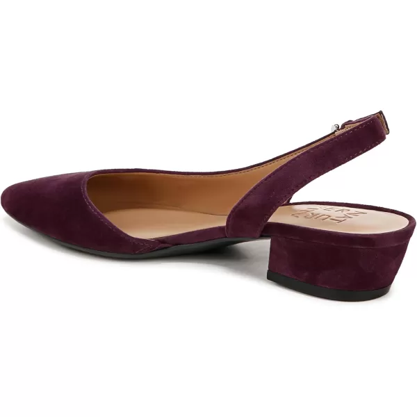 Naturalizer Women’s Banks Pointed Toe Flat