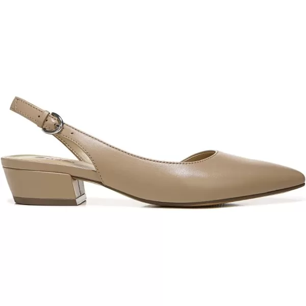 Naturalizer Women’s Banks Pointed Toe Flat