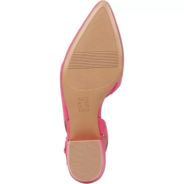 Naturalizer Women’s Banks Pointed Toe Flat