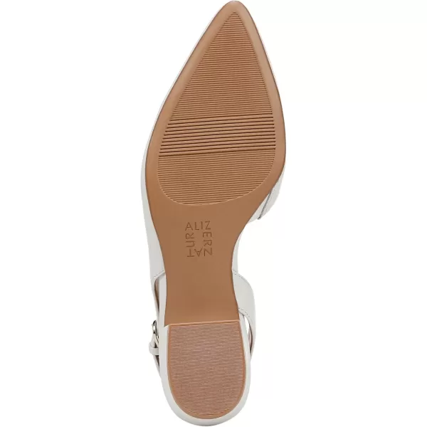 Naturalizer Women’s Banks Pointed Toe Flat
