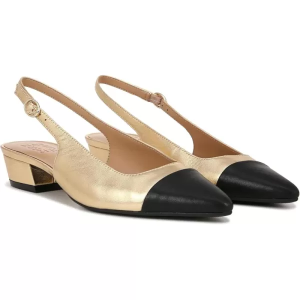 Naturalizer Women’s Banks Pointed Toe Flat