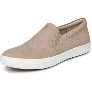 imageNaturalizer Womens Marianne Casual SlipOn SneakerTan