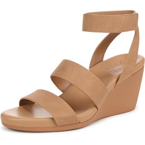 imageNaturalizer Womens Priya Wedge SandalCookie Dough Brown