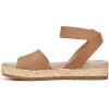 imageNaturalizer Womens Deara Platform Flat SandalCookie Dough Tan
