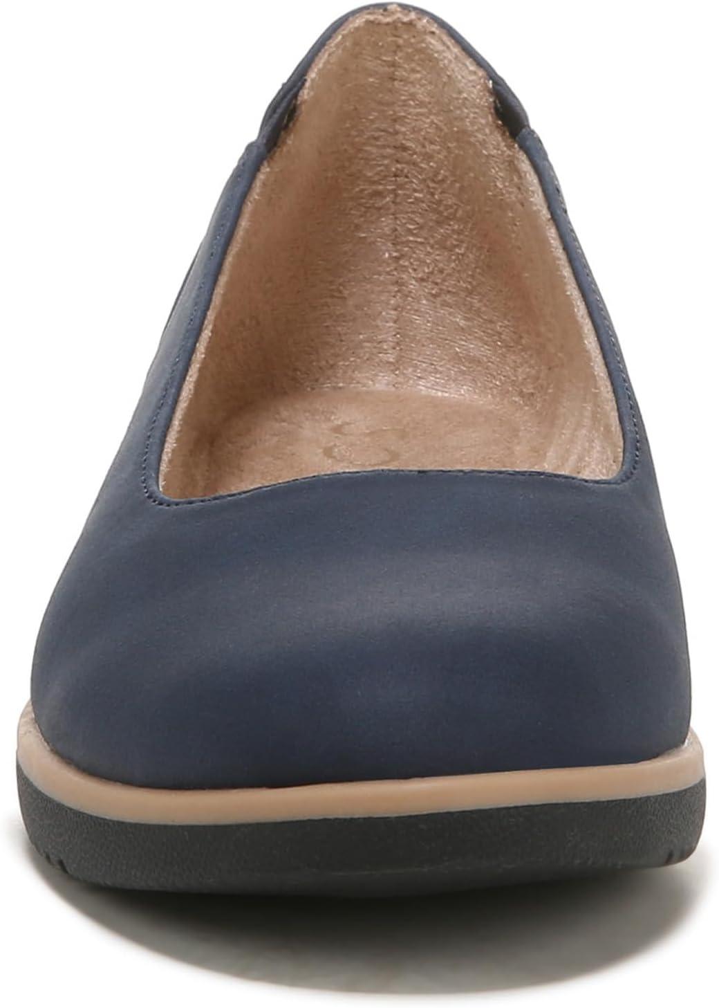 imageNaturalizer Womens Idea Slip on Ballet FlatNavy