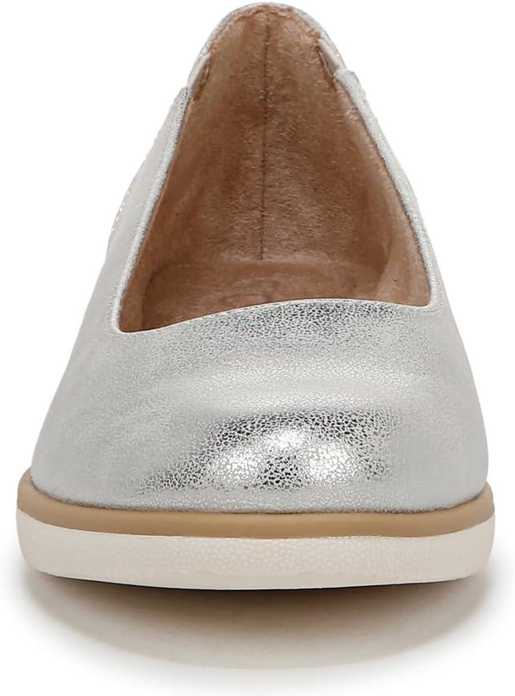 imageNaturalizer Womens Idea Slip on Ballet FlatSilver Metallic