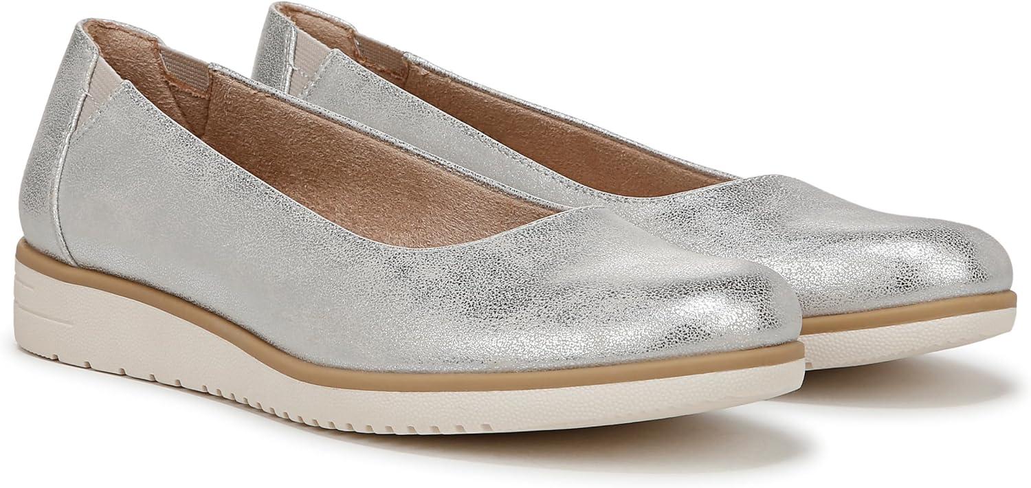 imageNaturalizer Womens Idea Slip on Ballet FlatSilver Metallic