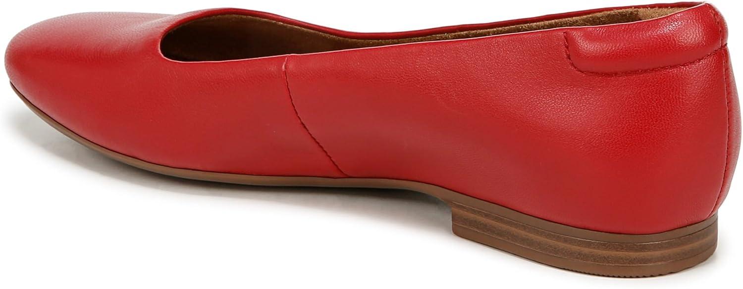 imageNaturalizer Womens KellyBallet FlatCrimson Red Leather