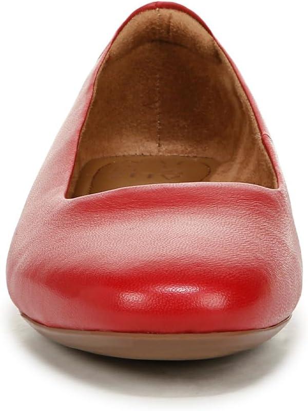 imageNaturalizer Womens KellyBallet FlatCrimson Red Leather