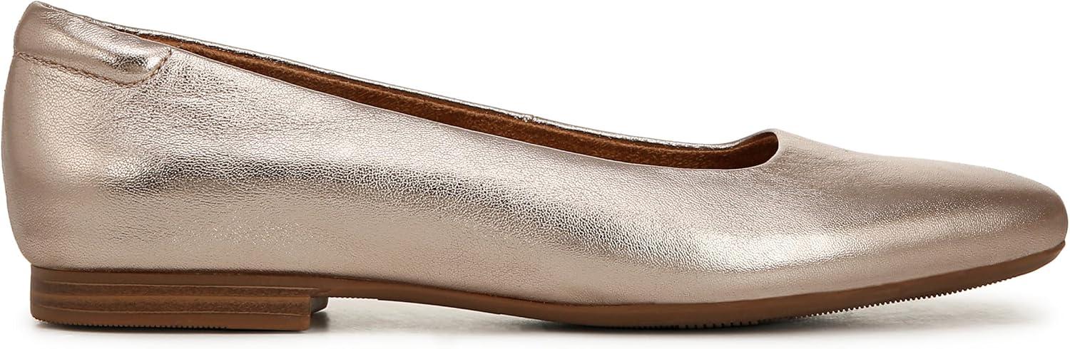 imageNaturalizer Womens KellyBallet FlatWarm Silver Leather