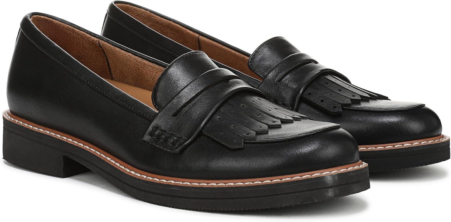 imageNaturalizer Womens Pacey LoaferBlack Smooth
