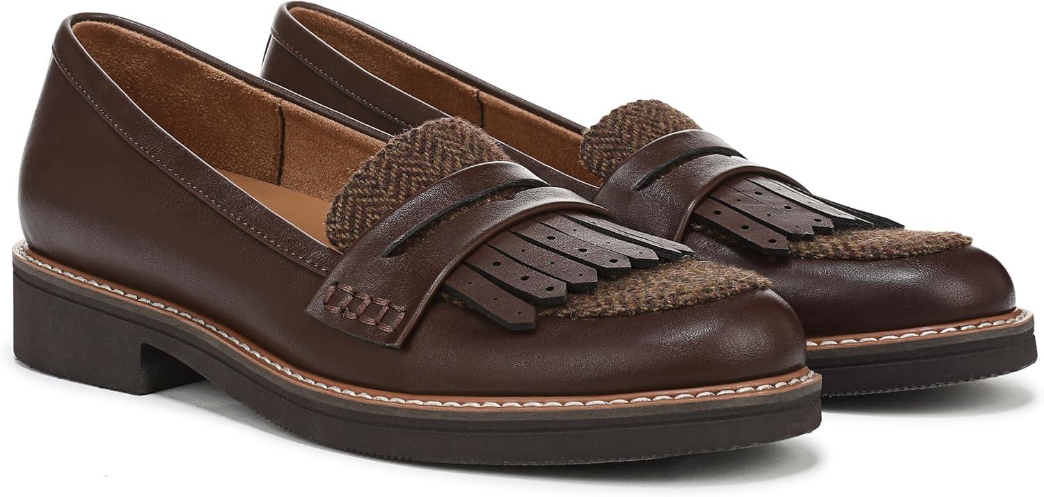 imageNaturalizer Womens Pacey LoaferChocolate Brown