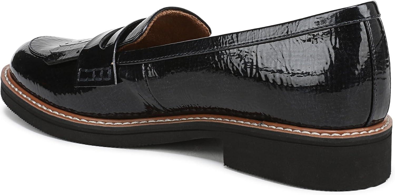 imageNaturalizer Womens Pacey LoaferNavy Patent
