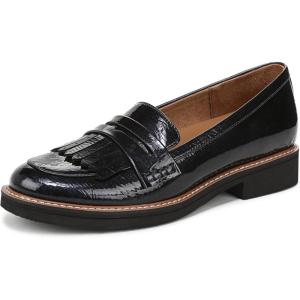 imageNaturalizer Womens Pacey LoaferNavy Patent