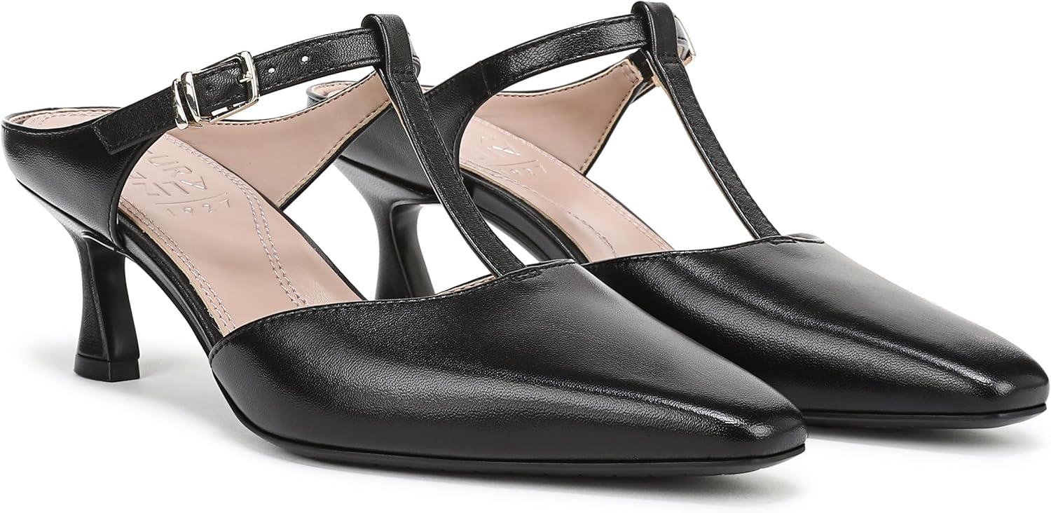 imageNaturalizer Womens Gem PumpBlack Leather