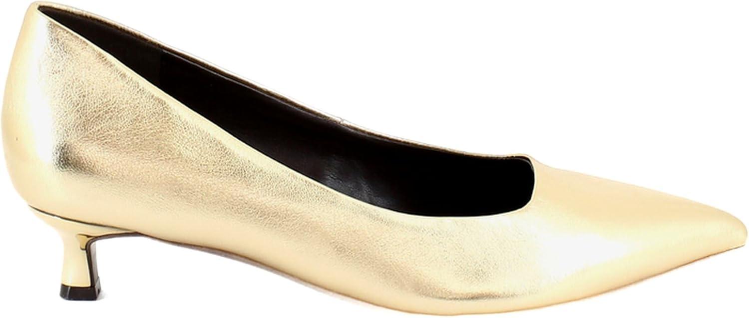 imageNaturalizer Womens Natalia PumpDark Gold Leather