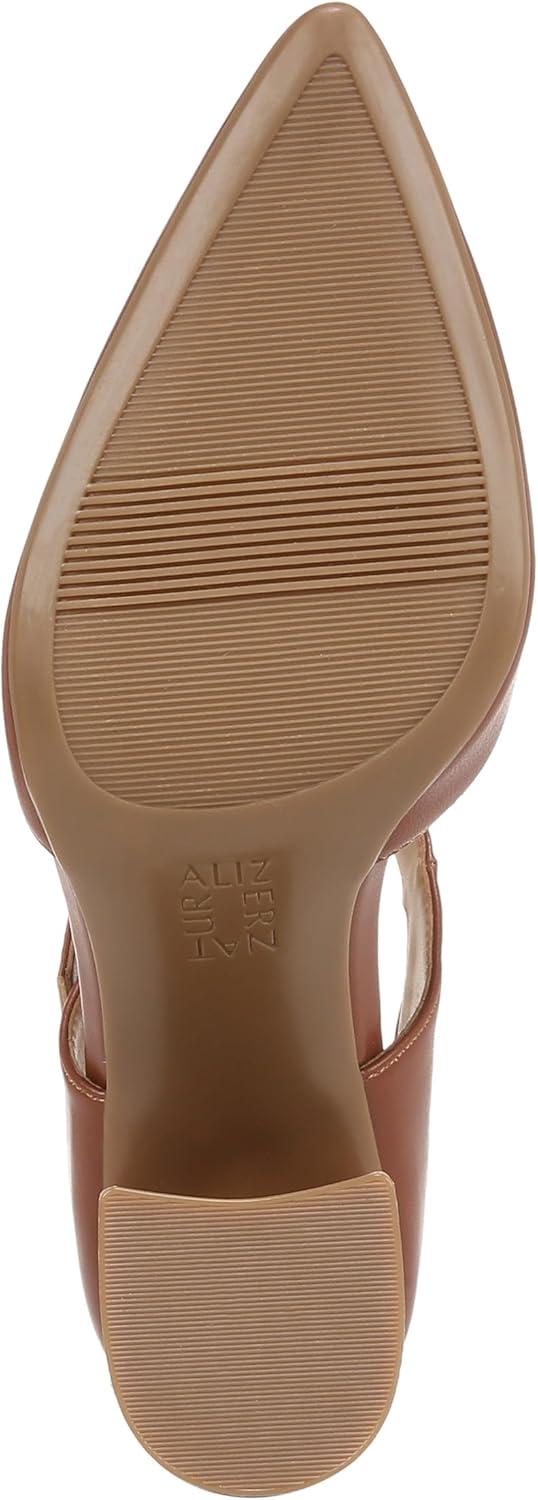 imageNaturalizer Womens Pixie PumpBrazil Nut