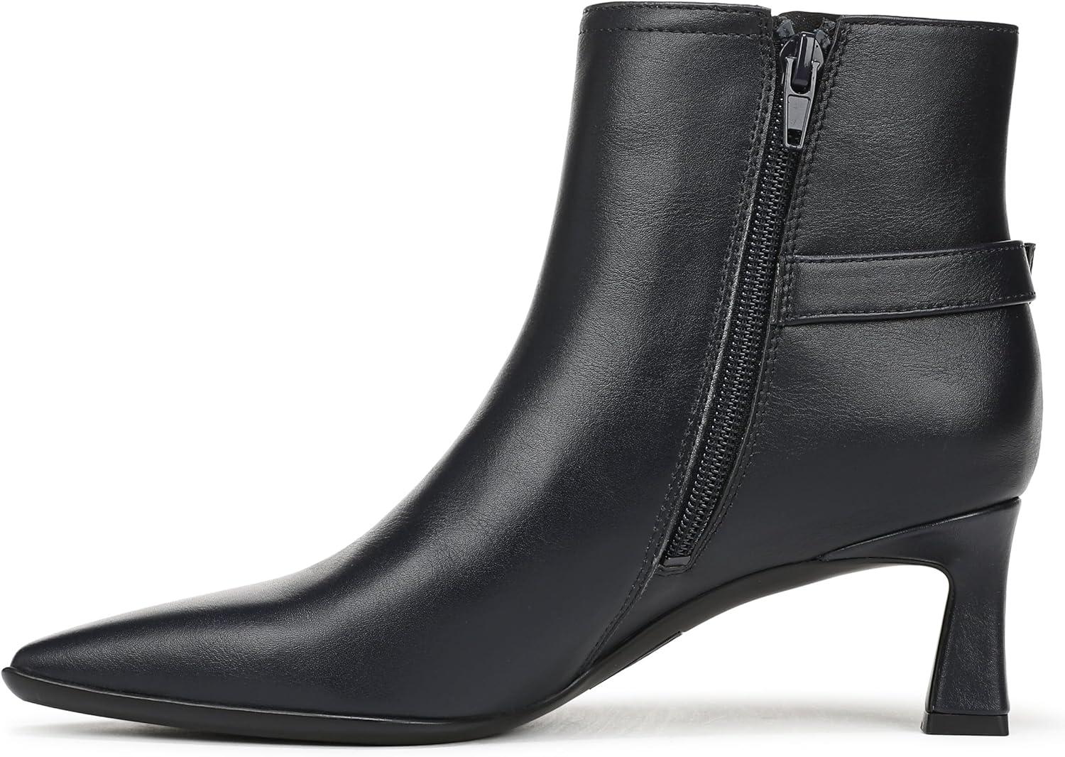imageNaturalizer Womens Tucker Ankle BootNavy